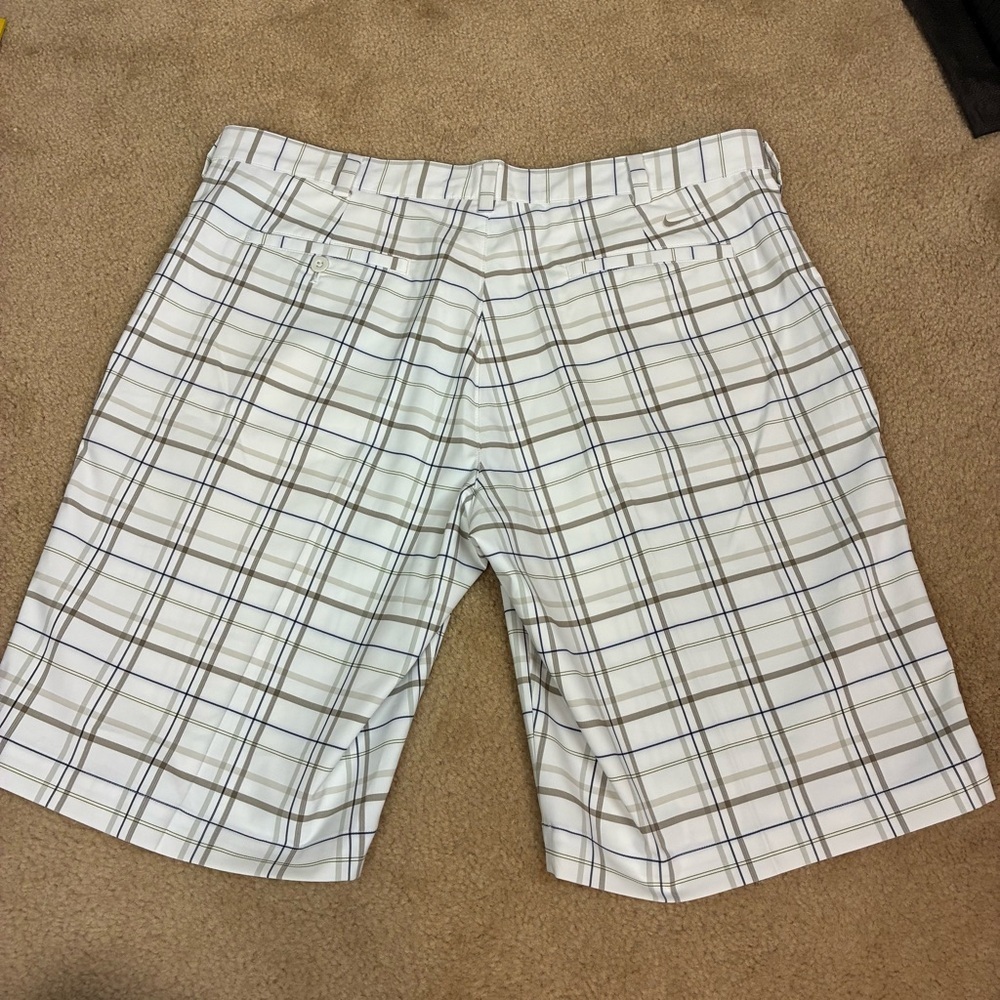 Nike Golf Dri Fit Plaid Shorts - Sz 38 - Picture 2 of 11